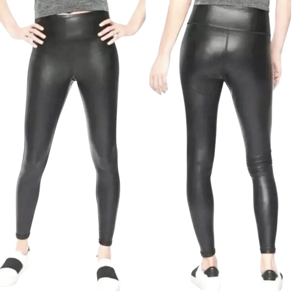 Athleta “All Over Gleam” Black Faux Leather  Leggings (N-1)